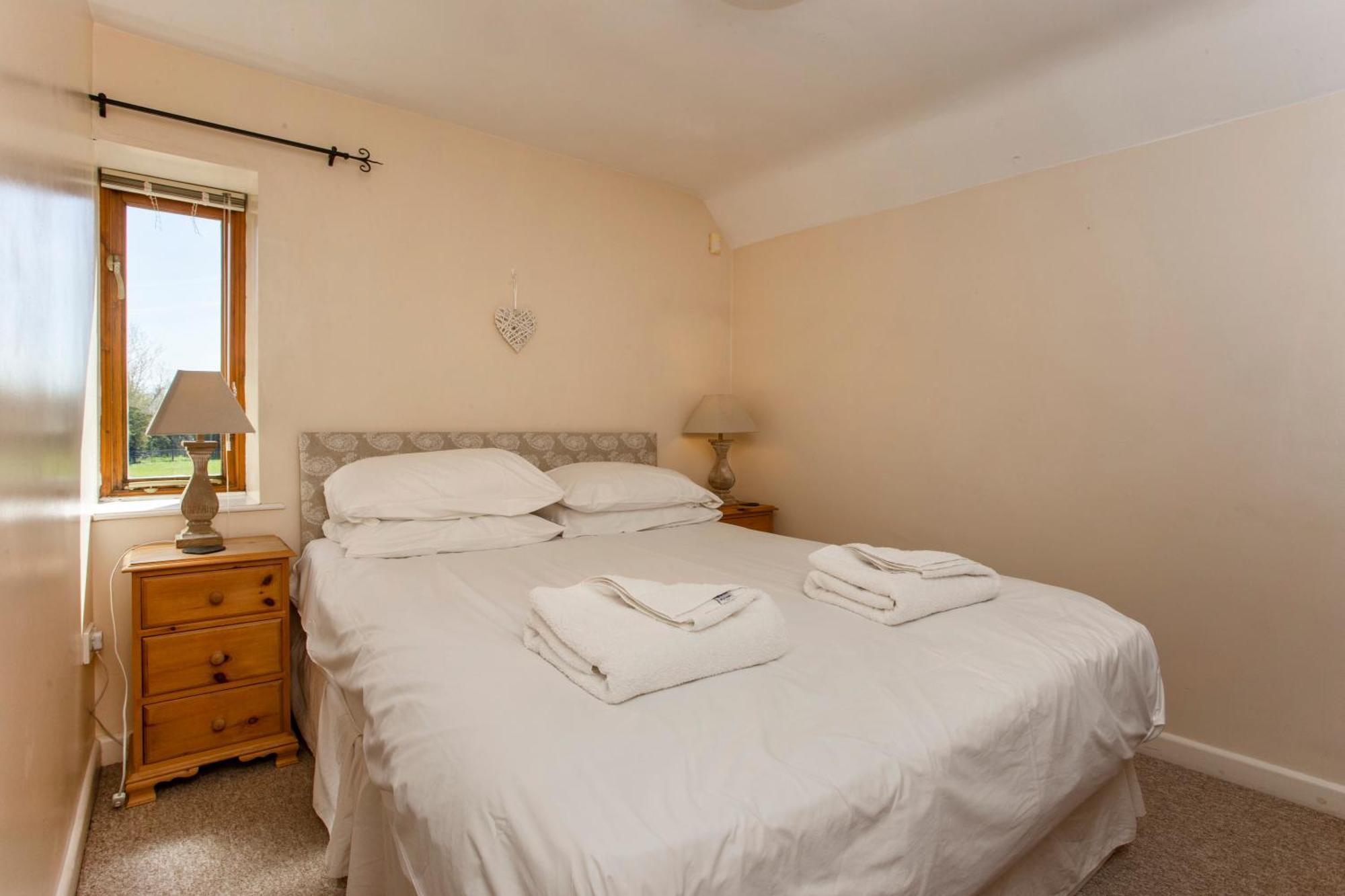 Bridge Farm Holiday Cottages Honeybourne Phòng bức ảnh